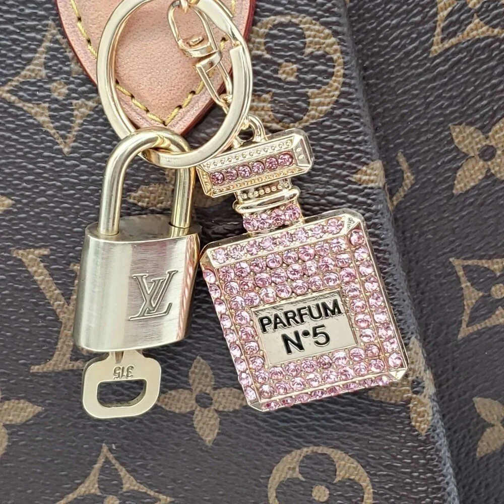 LV Authentic Gold Padlock 🔒 Key Set w/ Unbranded N5 Bottle Keychain Charm